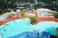 The swimming pool of Les Grands Pins, picture 1.