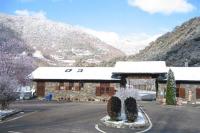 The campsite La Borda Del Pubill is beautifully laid out in the snow.