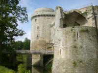 De worth seeing Chateau de la Hunaudaye in Le Saint-esprit Des Bois, Bretagne.